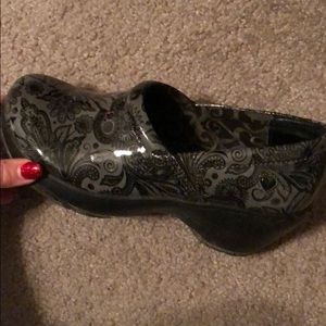 Nurse mates slip resistant shoes